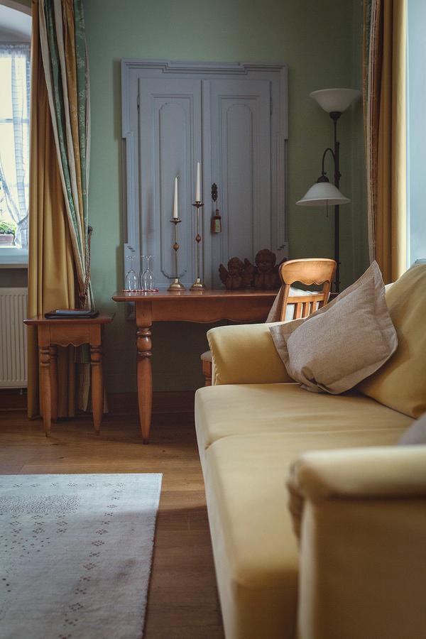 Der Patrizierhof - Weingut Gasthof Hotel - Familie Grebner Grosslangheim Экстерьер фото